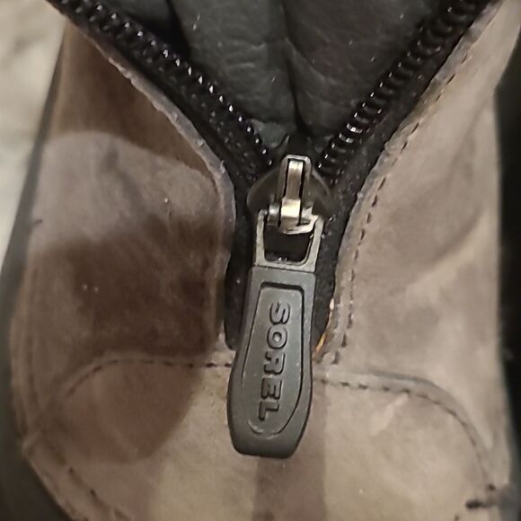 Sorel snow angle zip womens gray and black winter boots size 7 - Picture 3 of 10